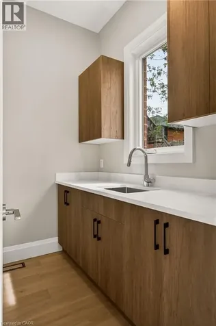 279 Hess Street South Hamilton ON L8P 3P6