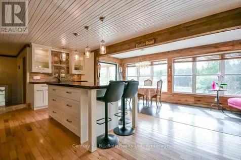 465 Ridge Road East Oro-medonte ON L0L 2E0