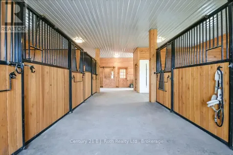 465 Ridge Road East Oro-medonte ON L0L 2E0