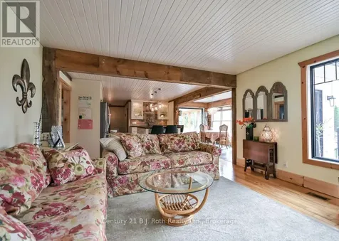 465 Ridge Road East Oro-medonte ON L0L 2E0