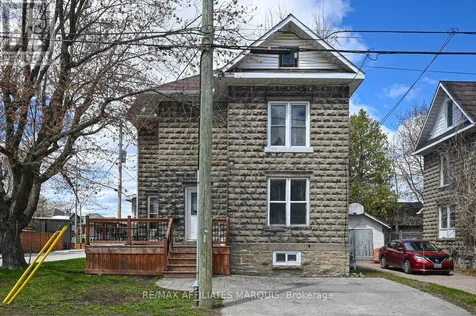 2 Foster Avenue Smiths Falls ON K7A 1K1
