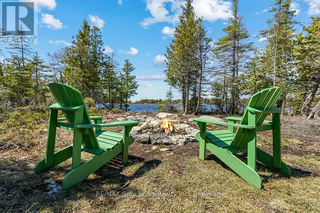 916 Dorcas Bay Road Northern Bruce Peninsula ON N0H 2R0
