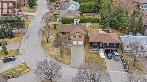 61 Crater Crescent Sudbury ON P3E 5Y6