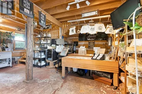 3840 Old Almonte Road Ottawa ON K0A 1A0