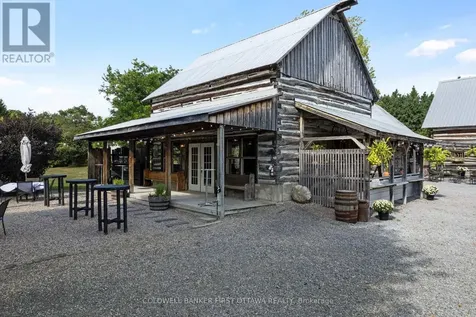 3840 Old Almonte Road Ottawa ON K0A 1A0