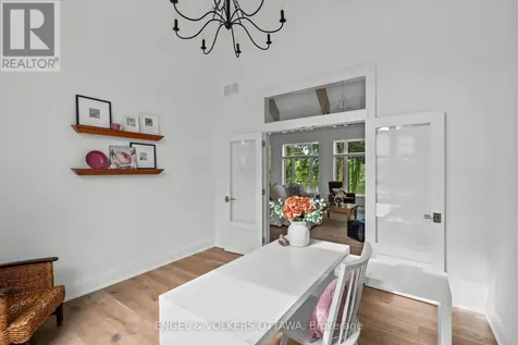 6117 James Bell Drive Ottawa ON K4M 1B3
