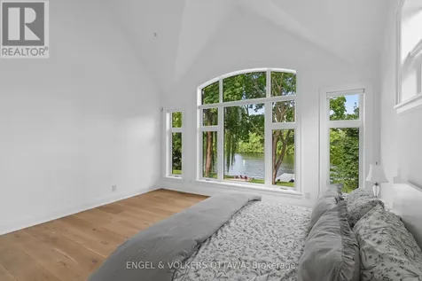 6117 James Bell Drive Ottawa ON K4M 1B3