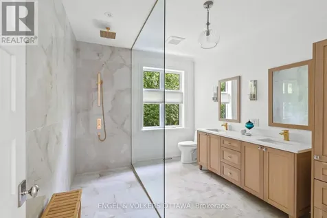 6117 James Bell Drive Ottawa ON K4M 1B3