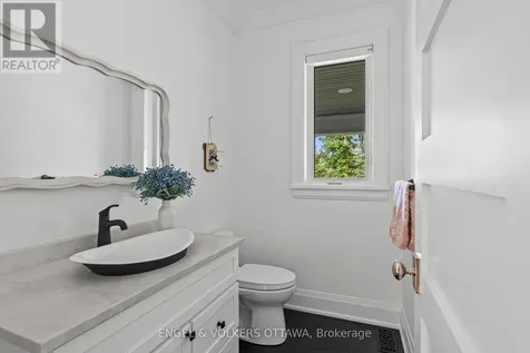 6117 James Bell Drive Ottawa ON K4M 1B3