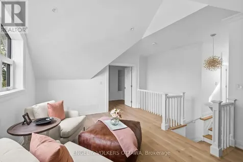 6117 James Bell Drive Ottawa ON K4M 1B3