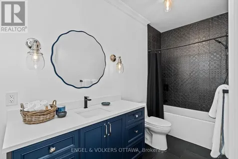 6117 James Bell Drive Ottawa ON K4M 1B3