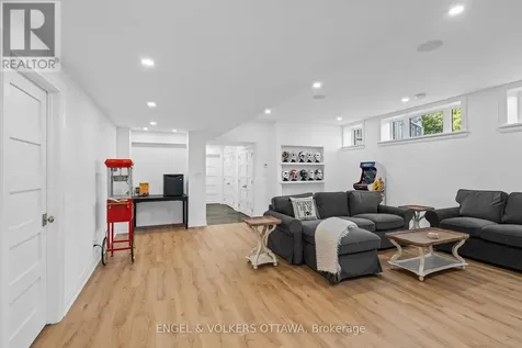 6117 James Bell Drive Ottawa ON K4M 1B3