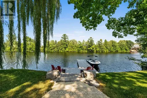 6117 James Bell Drive Ottawa ON K4M 1B3