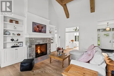 6117 James Bell Drive Ottawa ON K4M 1B3