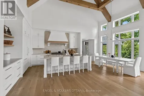 6117 James Bell Drive Ottawa ON K4M 1B3