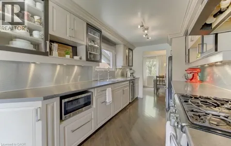 108 Clearwater Crescent Waterloo ON N2V 1L8