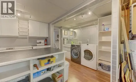 108 Clearwater Crescent Waterloo ON N2V 1L8