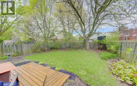 108 Clearwater Crescent Waterloo ON N2V 1L8