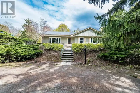 1368 2 Sideroad Burlington ON L7P 0G9