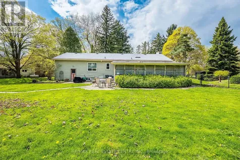 1368 2 Sideroad Burlington ON L7P 0G9