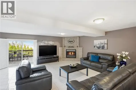 32 Highbury Drive Stoney Creek ON L8J 2T4