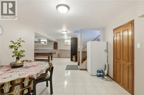 32 Highbury Drive Stoney Creek ON L8J 2T4
