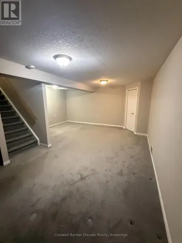 2705 Kingsway Drive Kitchener ON N2C 2T2