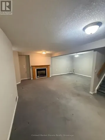 2705 Kingsway Drive Kitchener ON N2C 2T2