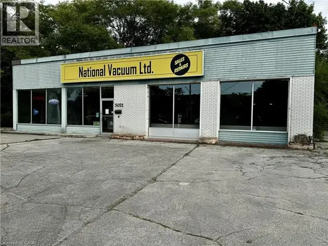 3052 New Street Burlington ON L7N 1M5