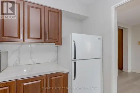 3533 Derry Road East Mississauga (malton) ON L4T 1B1