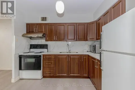 3533 Derry Road East Mississauga (malton) ON L4T 1B1