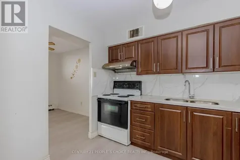 3533 Derry Road East Mississauga (malton) ON L4T 1B1