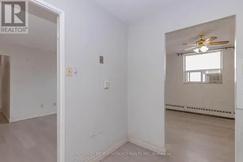 3533 Derry Road East Mississauga (malton) ON L4T 1B1