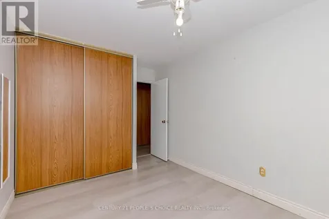 3533 Derry Road East Mississauga (malton) ON L4T 1B1