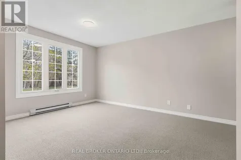 1306 Valley Drive Oshawa (Lakeview) ON L1J 7J7