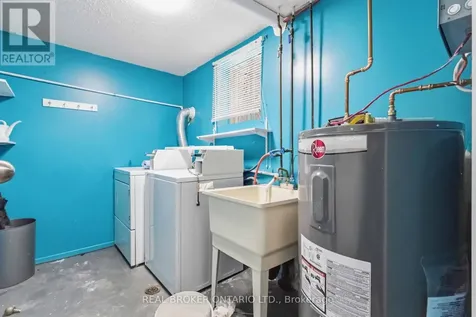 1306 Valley Drive Oshawa (Lakeview) ON L1J 7J7