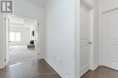 24 Dumaine Street Whitby ON L1P 0G8