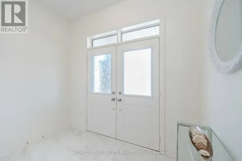 24 Dumaine Street Whitby ON L1P 0G8