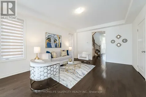 24 Dumaine Street Whitby ON L1P 0G8