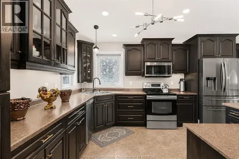 242 Donald Crescent Belle River ON N8L 0P2