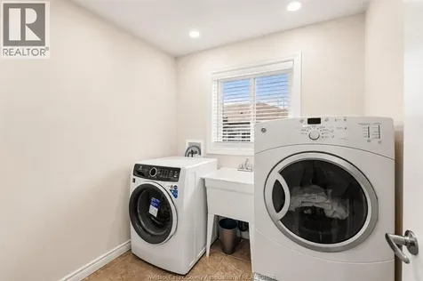 242 Donald Crescent Belle River ON N8L 0P2