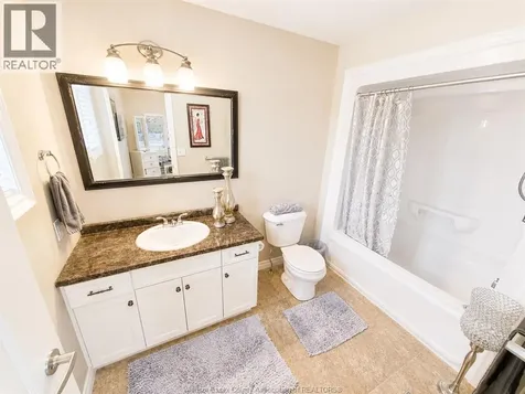 242 Donald Crescent Belle River ON N8L 0P2