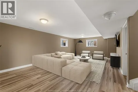 242 Donald Crescent Belle River ON N8L 0P2