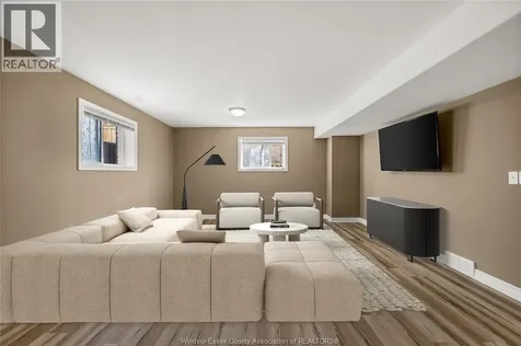 242 Donald Crescent Belle River ON N8L 0P2