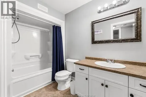 242 Donald Crescent Belle River ON N8L 0P2