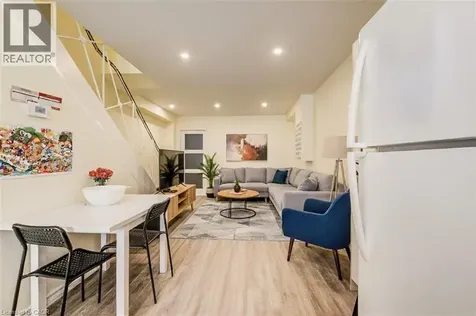 284 Westcourt Place Waterloo ON N2L 2R7