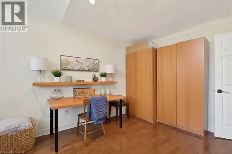 29 Gaines Avenue Dundas ON L9H 7M4