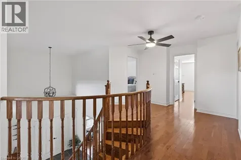 29 Gaines Avenue Dundas ON L9H 7M4