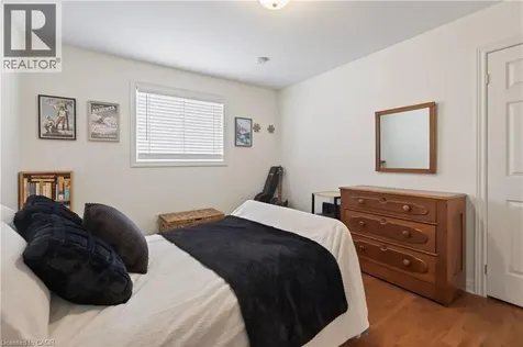 29 Gaines Avenue Dundas ON L9H 7M4