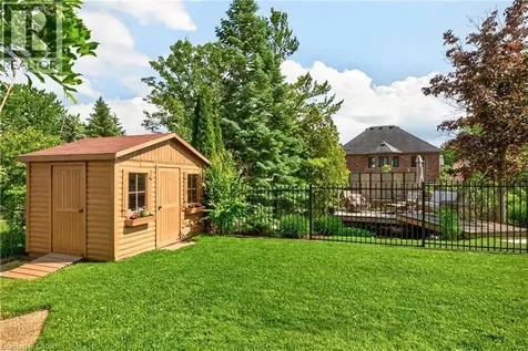 29 Gaines Avenue Dundas ON L9H 7M4